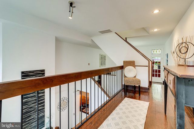 $1,010,000 | 326 North Columbus Street, Alexandria, VA 22314