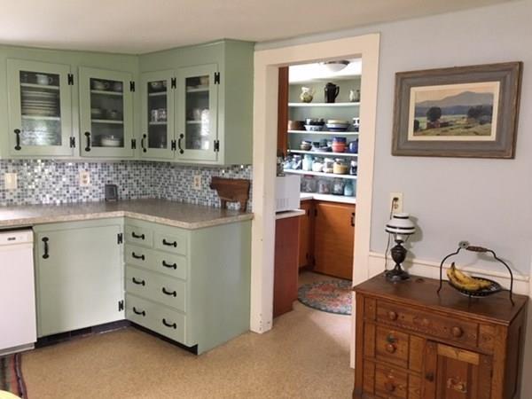143 Mill Village Road Deerfield, MA 01342 - Photo 8 of 39 Gallery Image 8