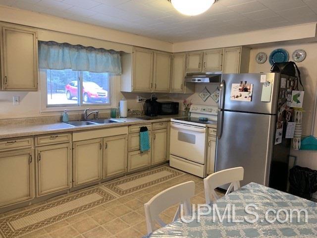 2060 East Co Road Little Lake, MI 49833 - Photo 6 of 19