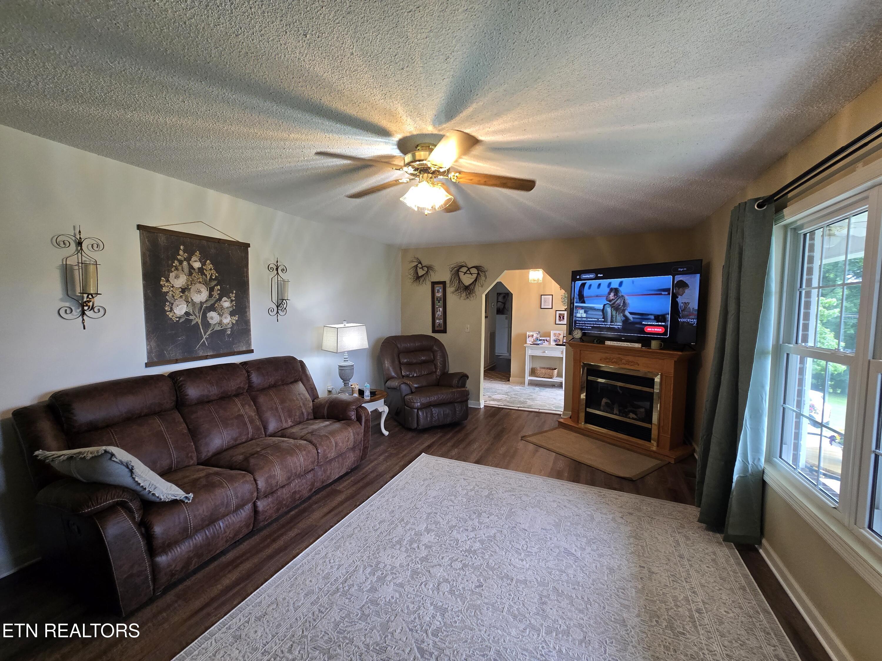 960 Boone Path Road Rose Hill, VA 24281 - Photo 12 of 40 20260710_124006