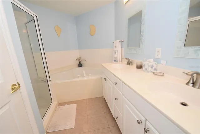 $4,350 | 6984 Prosperity Circle, Unit 602, Sarasota, FL 34238