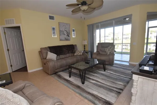 $2,000 | 6984 Prosperity Circle, Unit 602, Sarasota, FL 34238