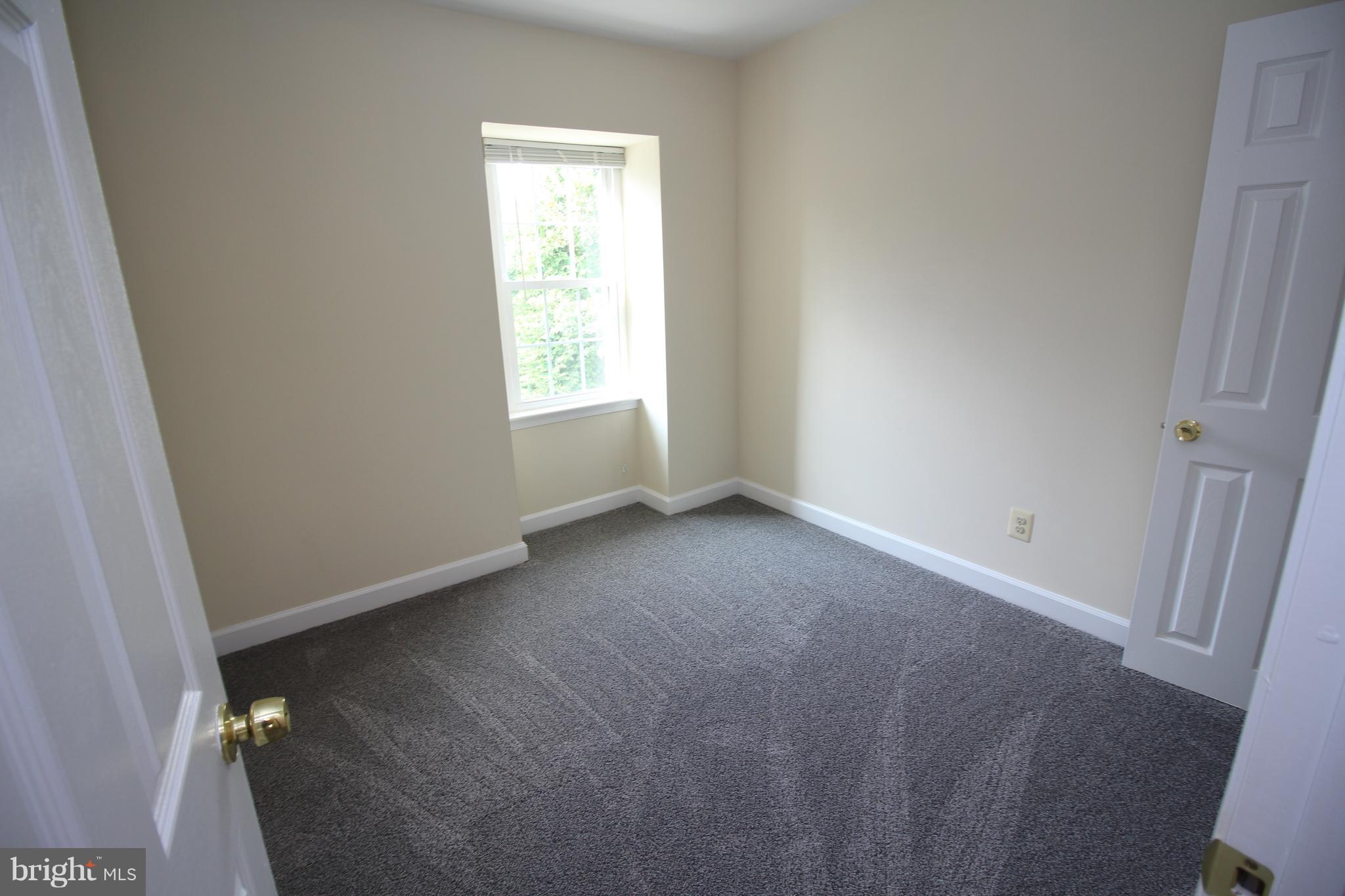 17446 Hoskinson Road Poolesville, MD 20837 - Photo 14 of 22 Bedroom