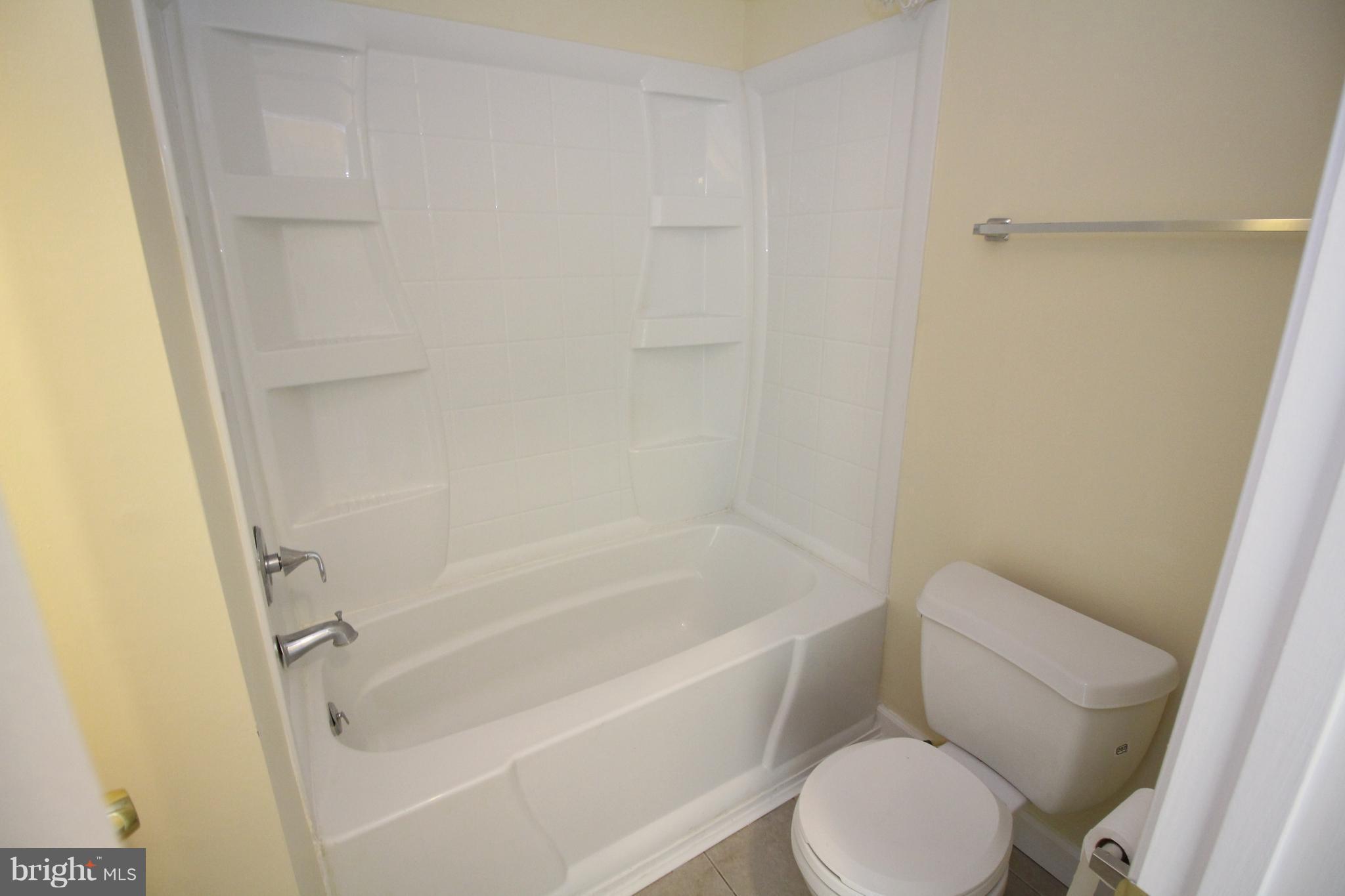 17446 Hoskinson Road Poolesville, MD 20837 - Photo 16 of 22 Bedroom