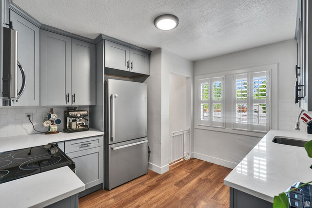 206 South 100 West Bountiful, UT 84010 - Photo 9 of 27