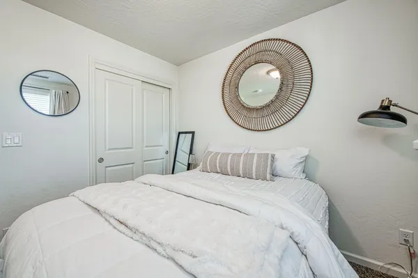 $422,500 | 1916 Chennault Lane, Clovis, CA 93611