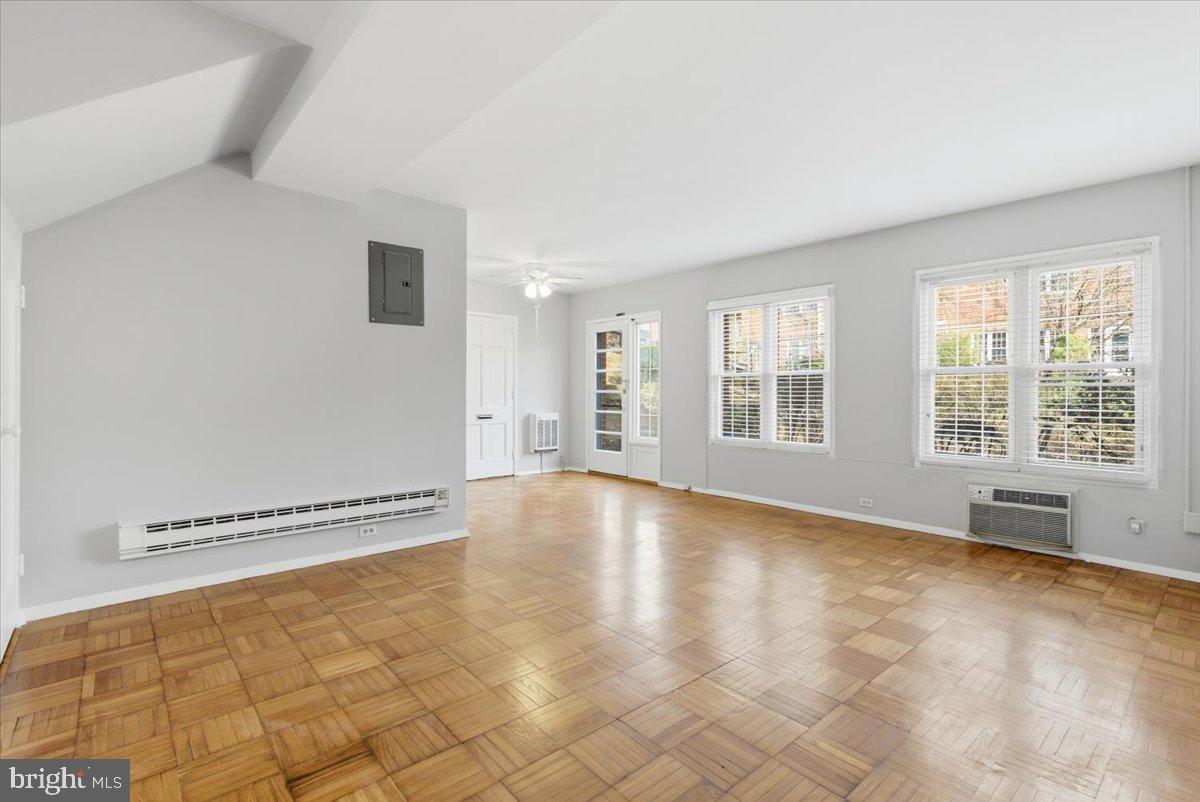 1737 Preston Road, Unit B Alexandria, VA 22302 - Photo 5 of 17 an empty room with windows