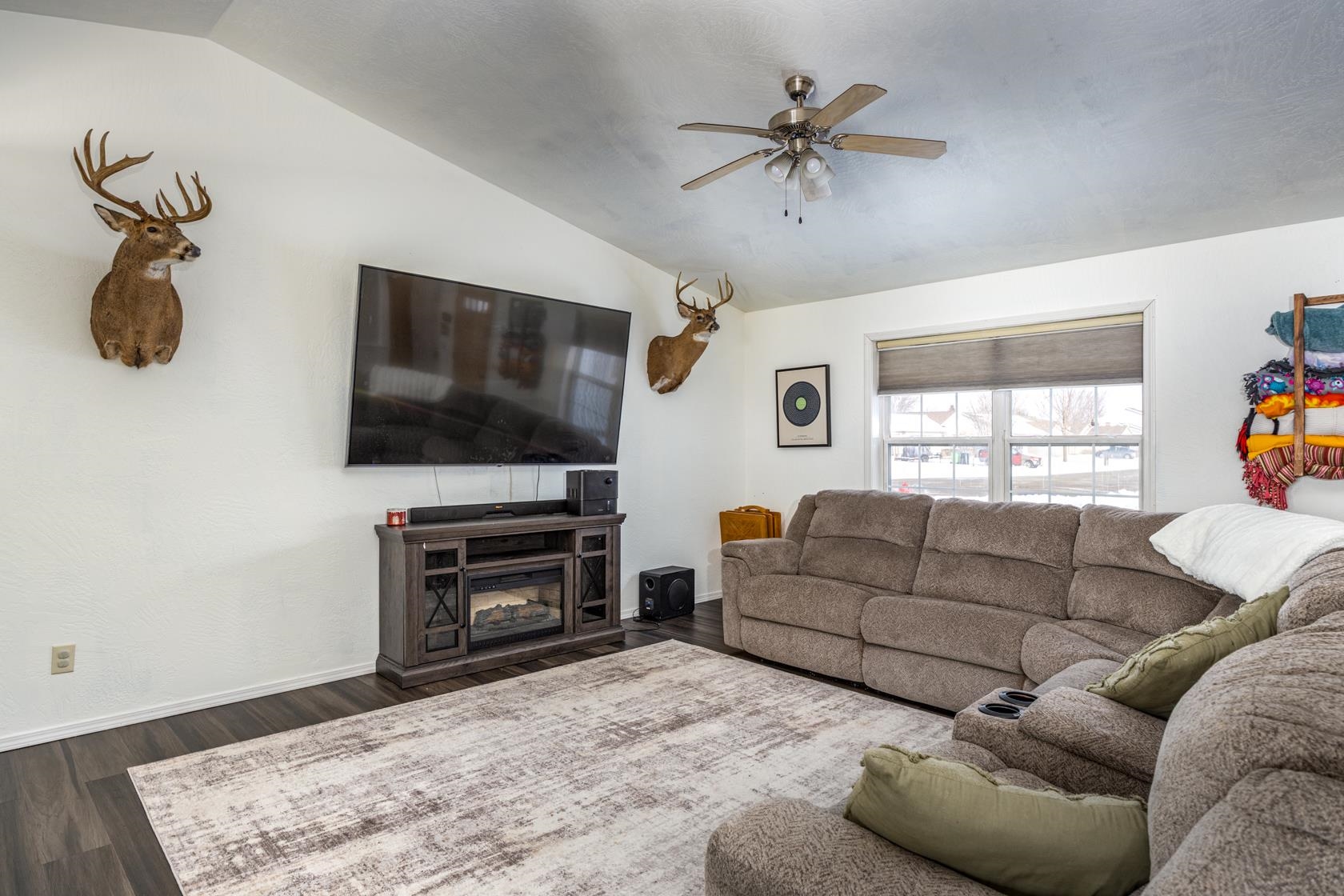 W5479 Hidden Trail Lane Appleton, WI 54915 - Photo 2 of 29