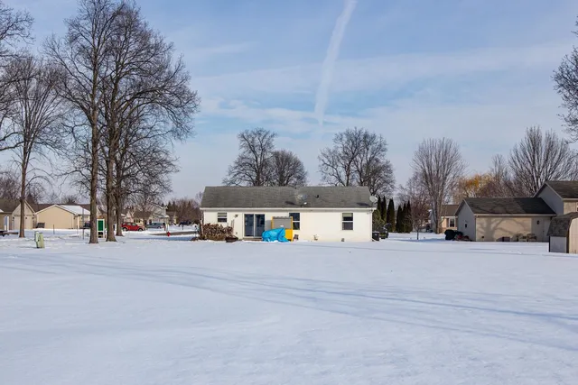 $390,000 | W5479 Hidden Trail Lane, Appleton, WI 54915