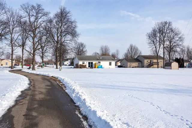 $390,000 | W5479 Hidden Trail Lane, Appleton, WI 54915