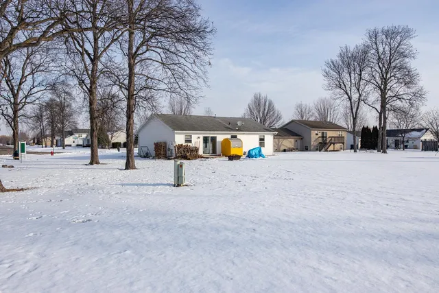 $390,000 | W5479 Hidden Trail Lane, Appleton, WI 54915