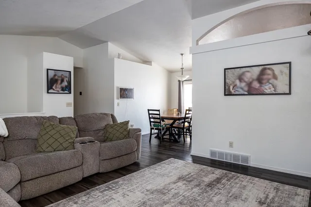 $390,000 | W5479 Hidden Trail Lane, Appleton, WI 54915