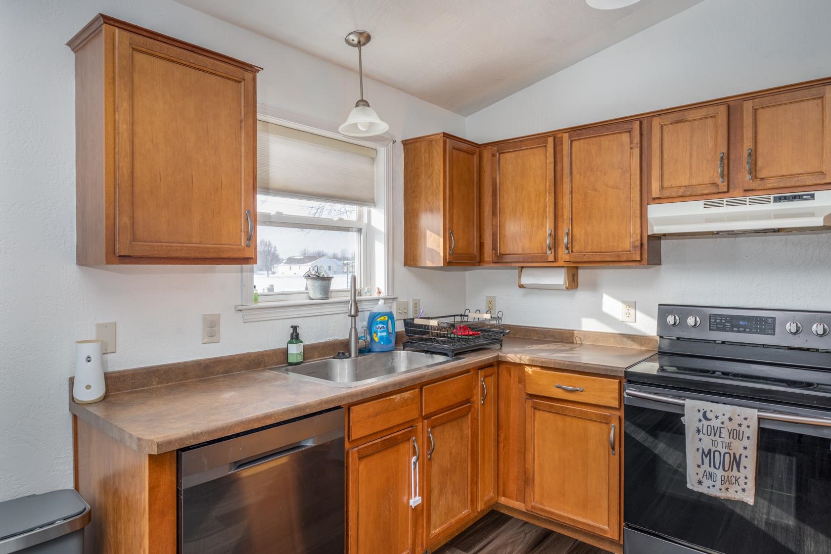 W5479 Hidden Trail Lane Appleton, WI 54915 - Photo 7 of 29