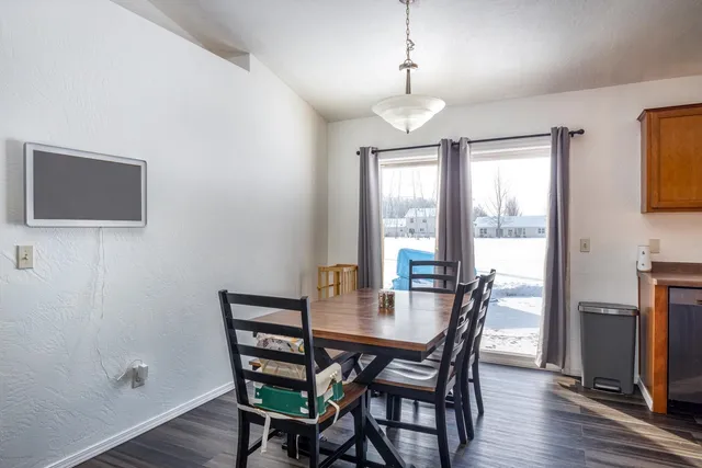 $390,000 | W5479 Hidden Trail Lane, Appleton, WI 54915