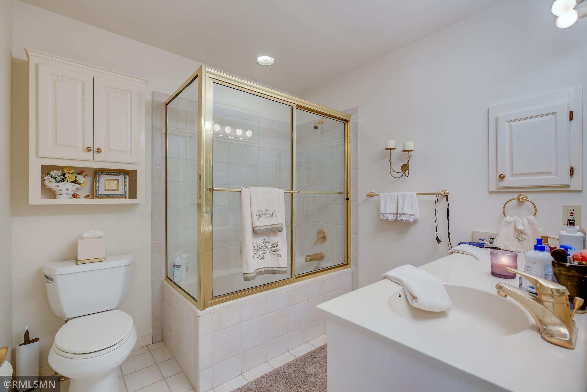 4611 Bayswater Road Shorewood, MN 55331 - Photo 7 of 17