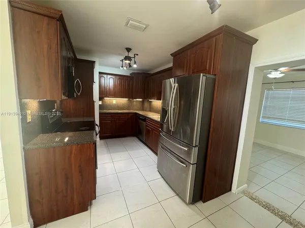 $3,275 | 29523 Southwest 144th Court, Homestead, FL 33033