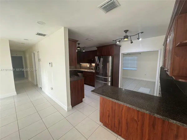 $3,275 | 29523 Southwest 144th Court, Homestead, FL 33033