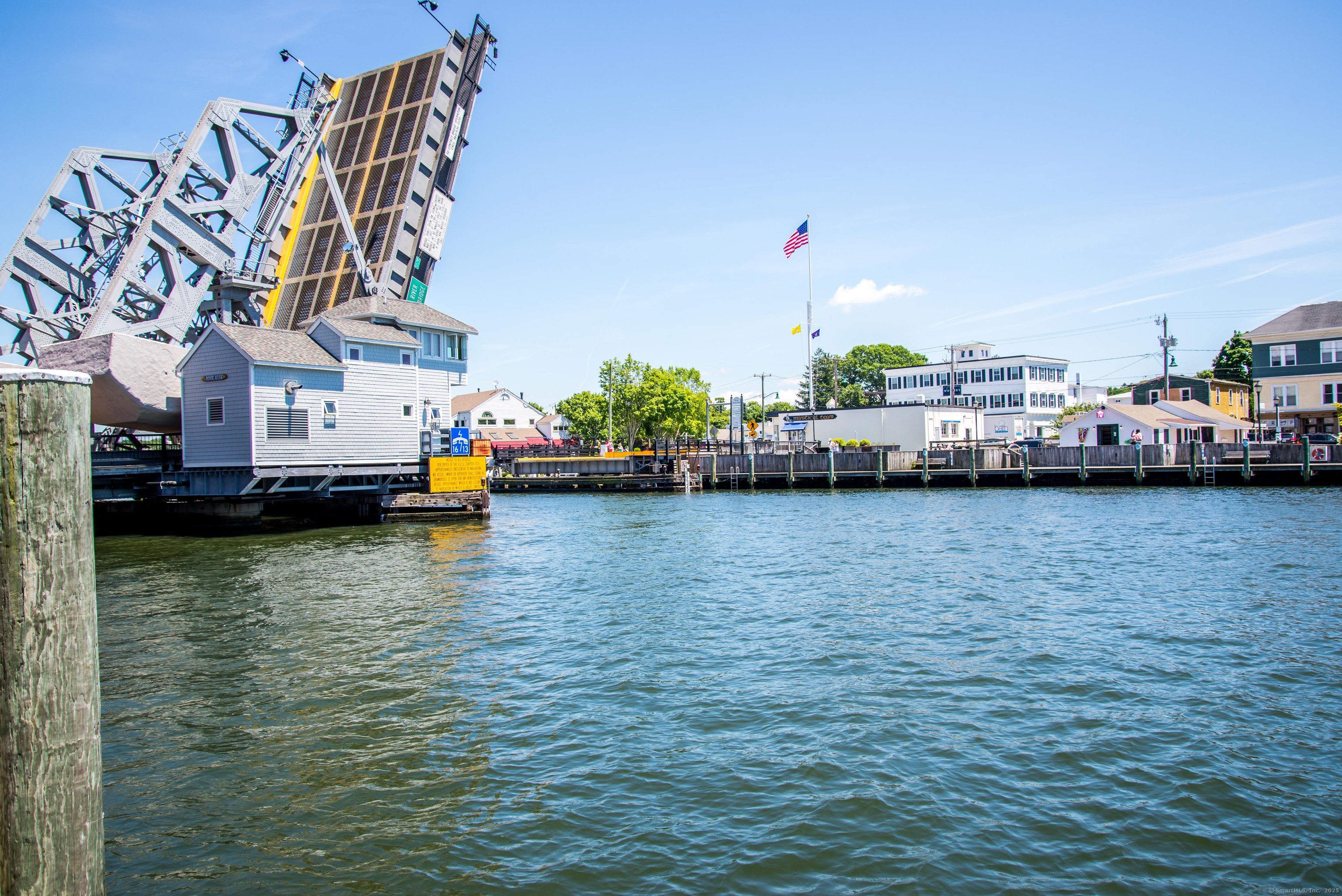 32 East Main Street Stonington, CT 06355 - Photo 37 of 40