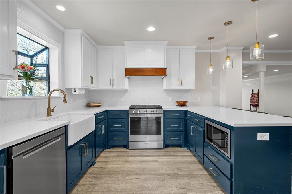 4209 Evergreen Drive Waco, TX 76708 - Photo 8 of 38