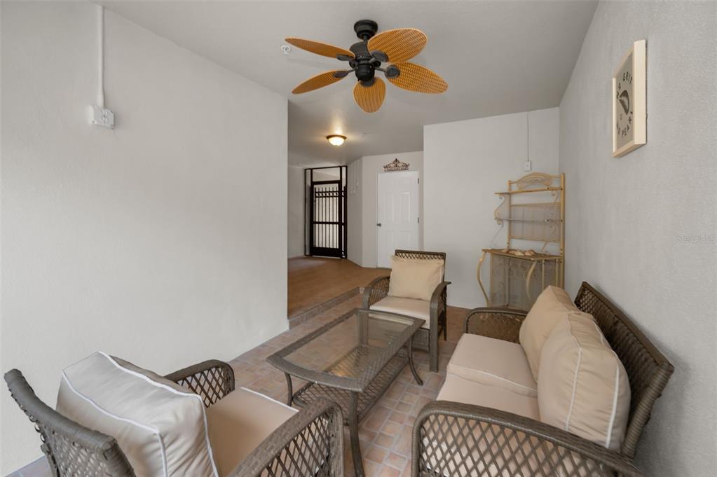 5628 Sea Turtle Court New Port Richey, FL 34652 - Photo 35 of 99 a living room with furniture