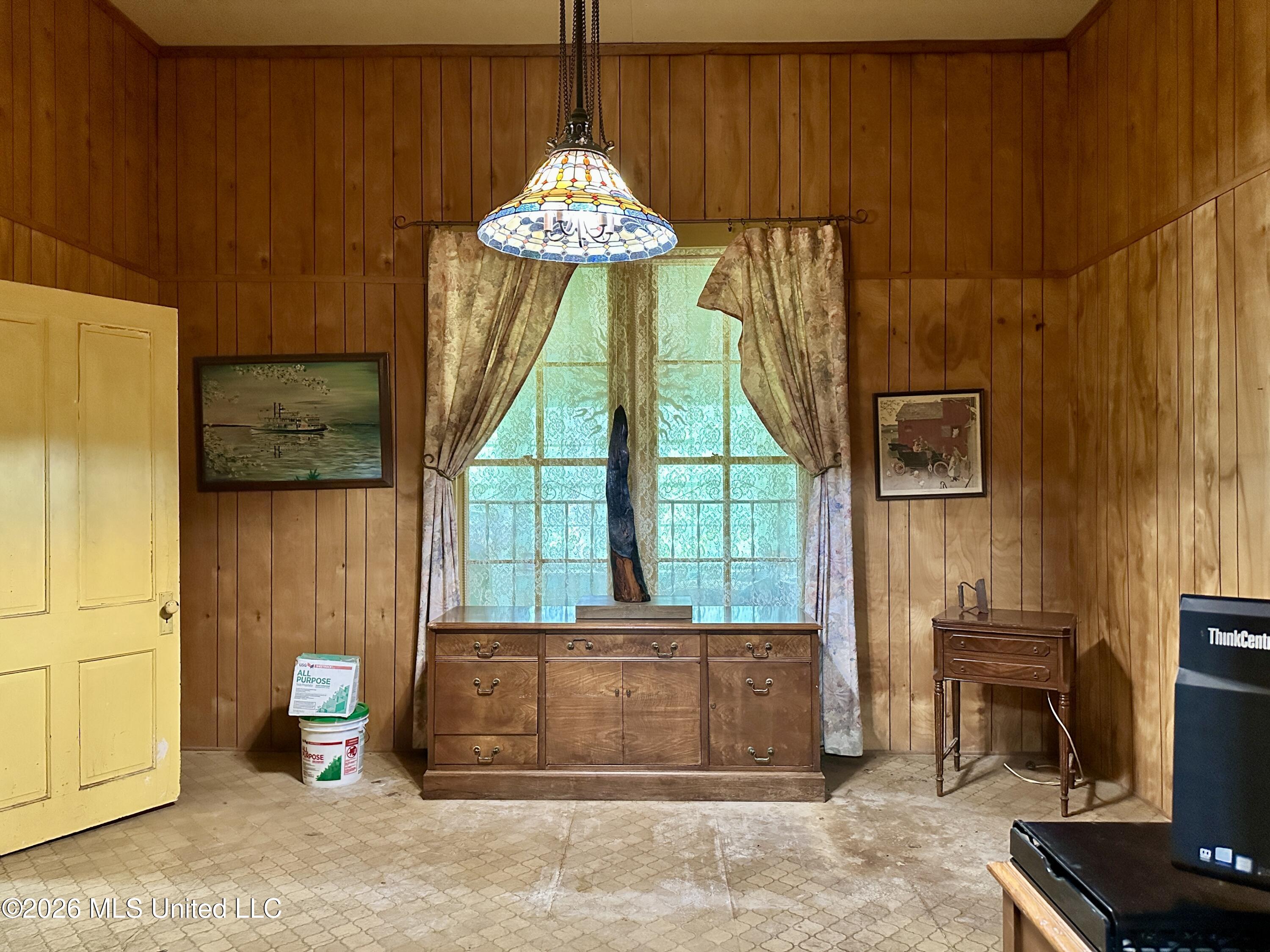 105 Church Street Senatobia, MS 38668 - Photo 11 of 27 IMG_4491