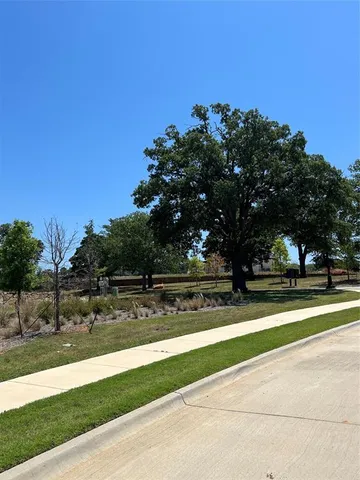 $395,000 | 1729 Oakbrook Drive, Keller, TX 76262