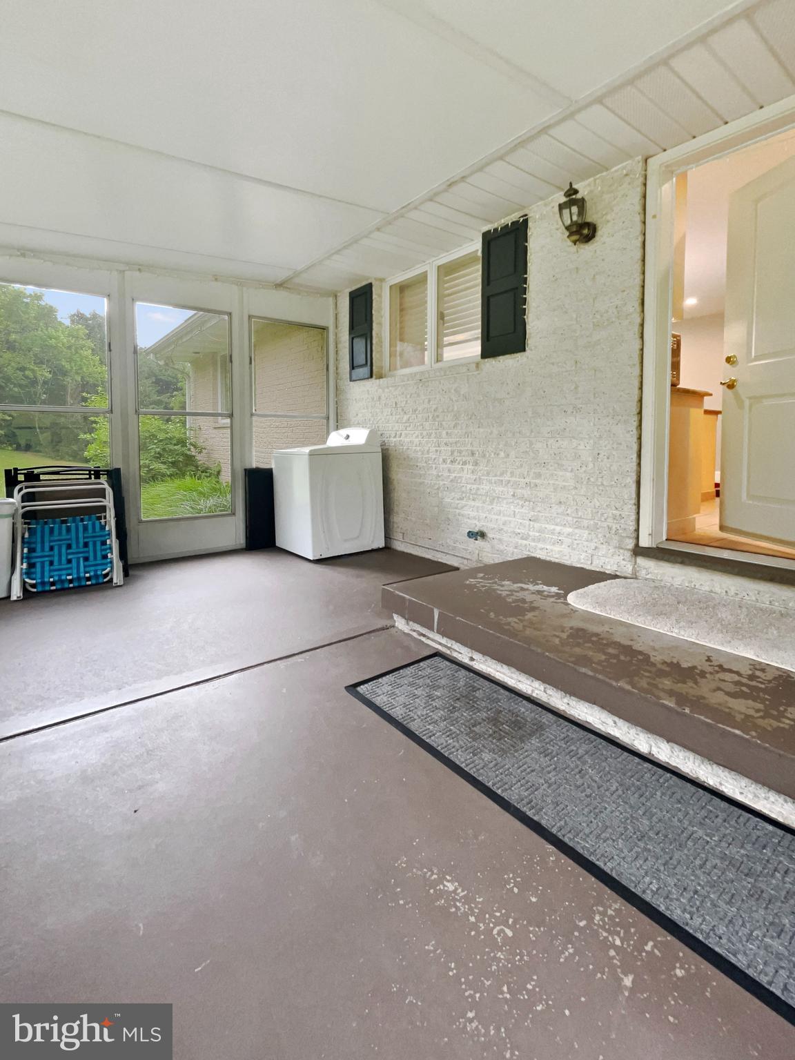 83 Imperial Drive Reading, PA 19607 - Photo 9 of 30 Sunroom