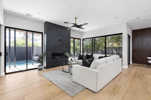 $2,599,999 | 700 Wayside Drive, Austin, TX 78703