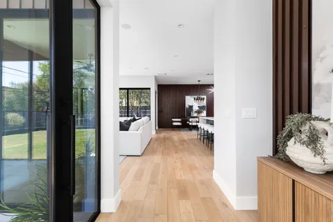 $2,599,999 | 700 Wayside Drive, Austin, TX 78703