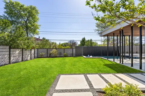 $2,599,999 | 700 Wayside Drive, Austin, TX 78703