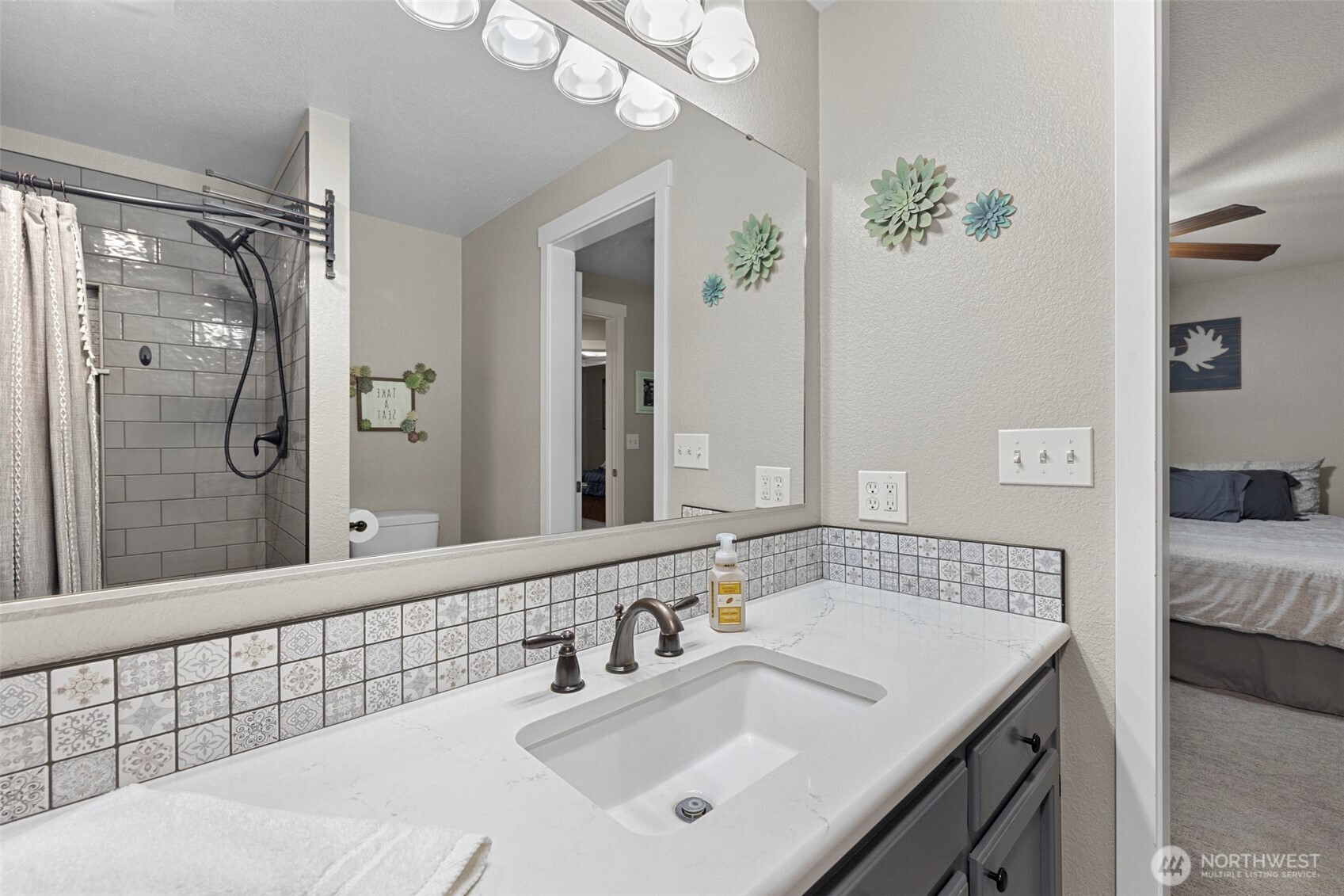 1991 Karen Road Oak Harbor, WA 98277 - Photo 31 of 40