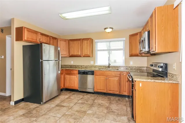 $2,050 | 7 Rustic Meadow Court, St. Peters, MO 63376