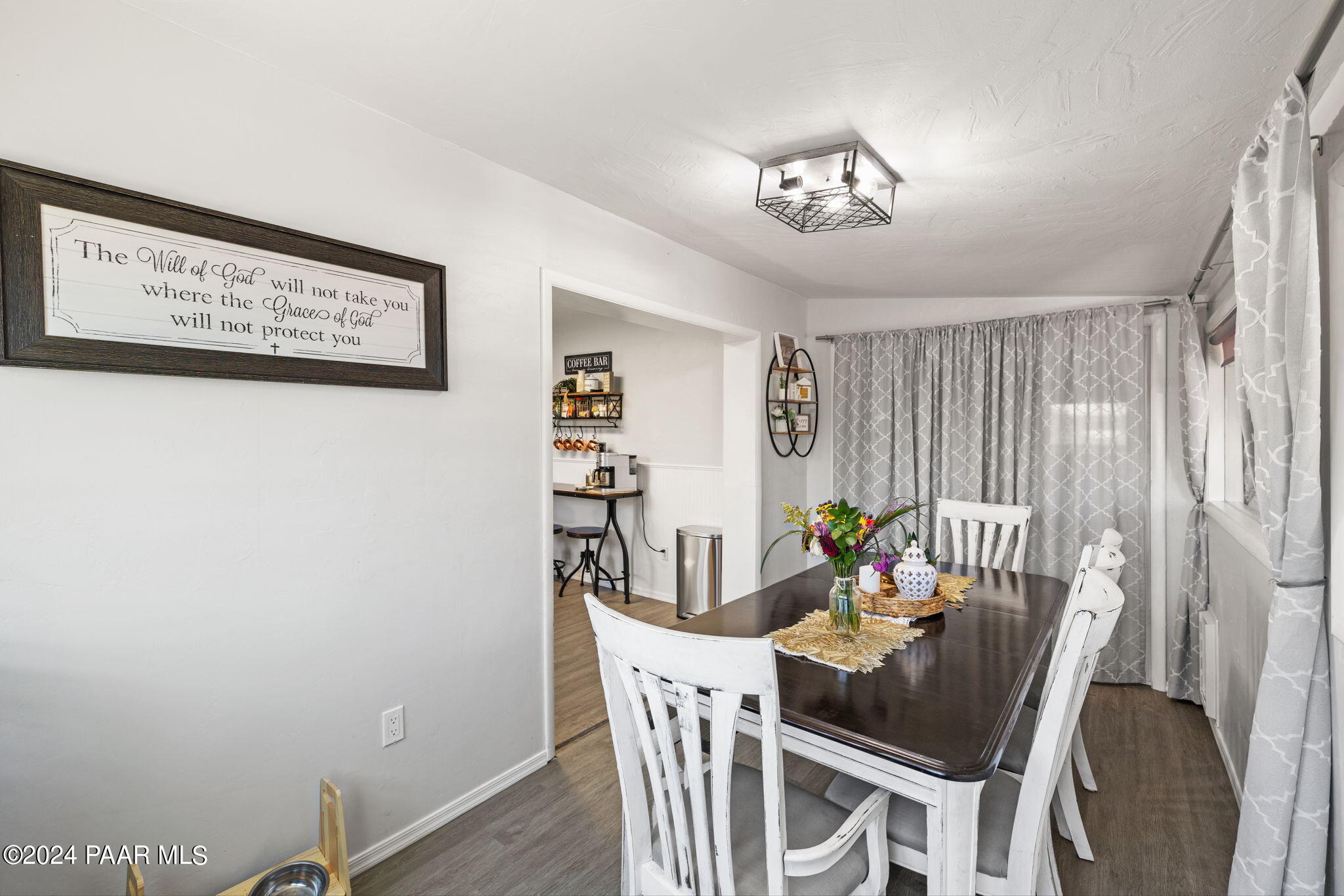 8060 East Barbara Road Prescott Valley, AZ 86314 - Photo 12 of 44 Dining Room
