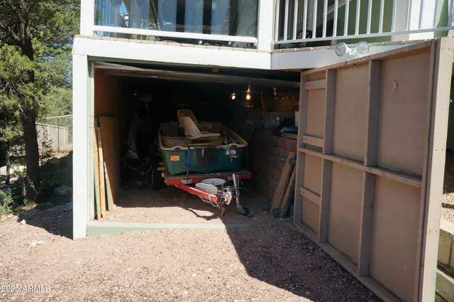 $299,000 | 1988 Bradley Lane, Overgaard, AZ 85933