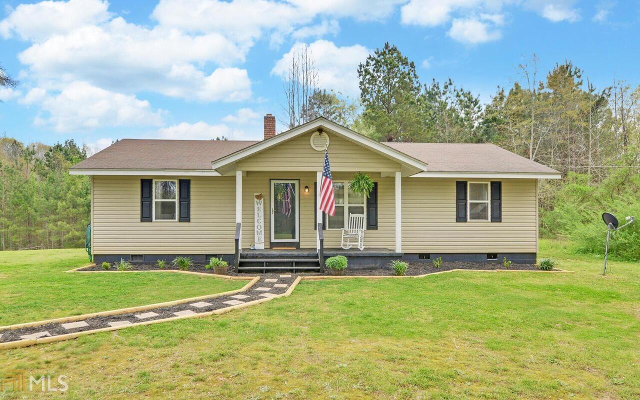 1130 Davis School Road Martin, GA 30557 - Photo 1 of 1