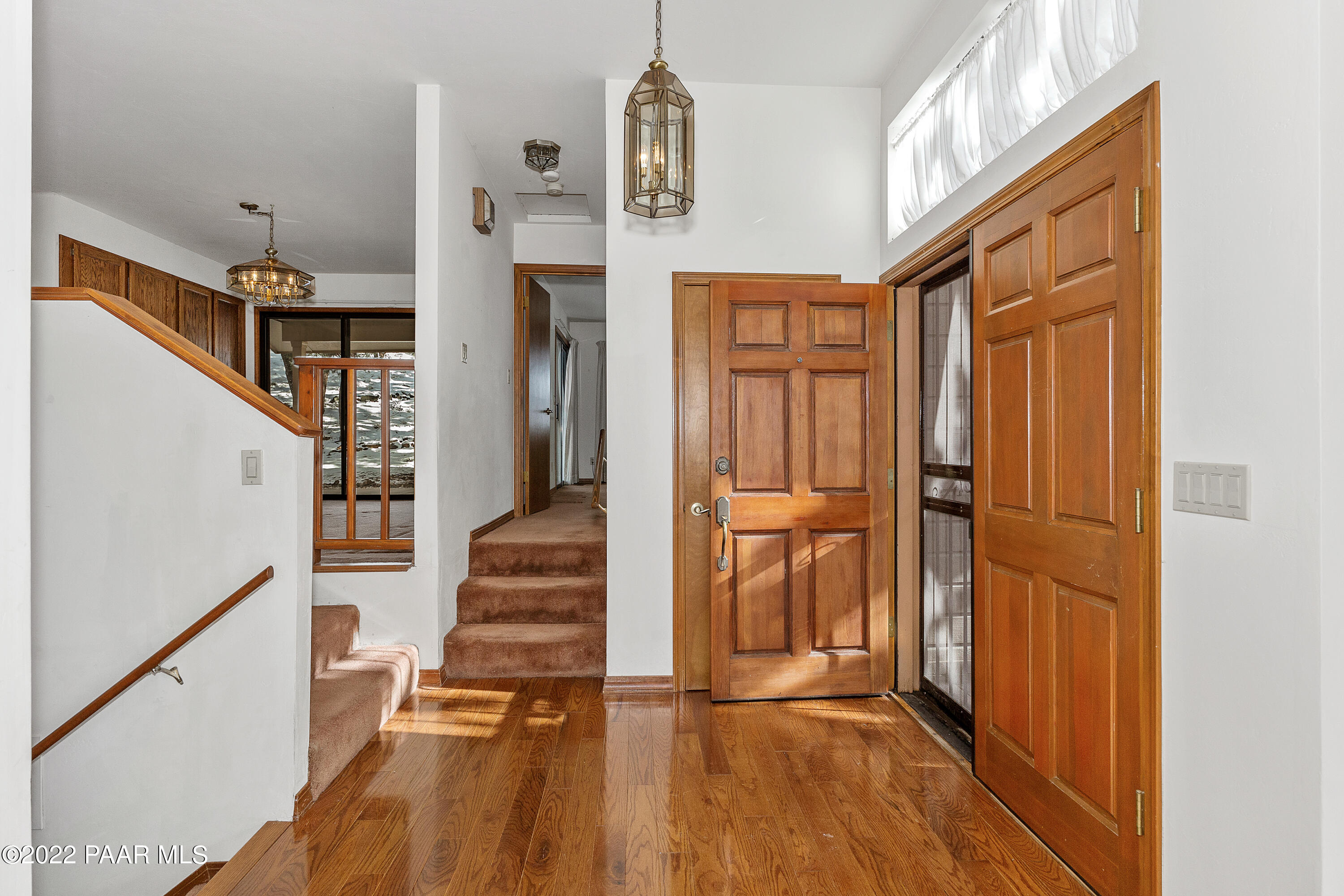 1445 Valley Ranch Circle Prescott, AZ 86303 - Photo 5 of 29 Foyer