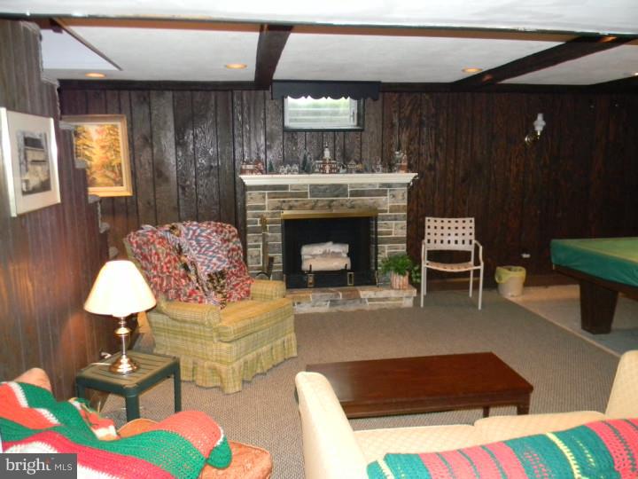 128 Ashley Road Newtown Square, PA 19073 - Photo 11 of 12