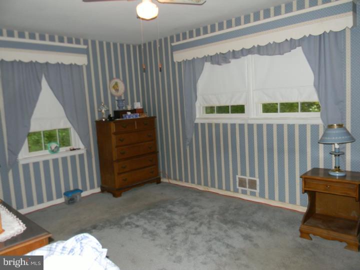 128 Ashley Road Newtown Square, PA 19073 - Photo 8 of 12