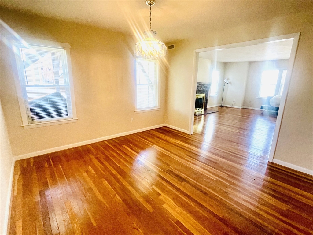 42 June Street, Unit 2 Worcester, MA 01602 - Photo 5 of 16