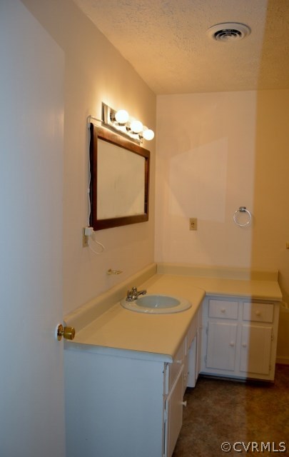 13267 Moody Road Hopewell, VA 23860 - Photo 18 of 24 Upstairs hall bathroom - new paint and vinyl floor