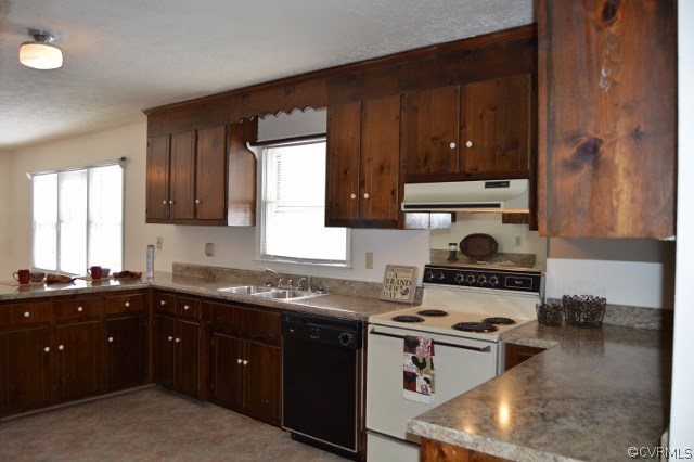 13267 Moody Road Hopewell, VA 23860 - Photo 10 of 24 Beautiful new countertops, vinyl flooing, paint &