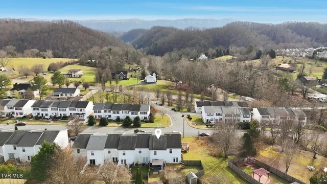 $185,000 | 41 Tulip Grove Circle, Unit 6, Bristol, TN 37620