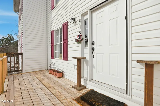 $185,000 | 41 Tulip Grove Circle, Unit 6, Bristol, TN 37620