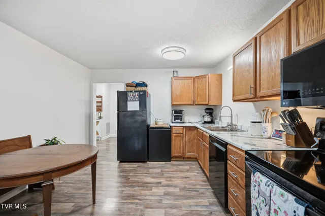 $185,000 | 41 Tulip Grove Circle, Unit 6, Bristol, TN 37620