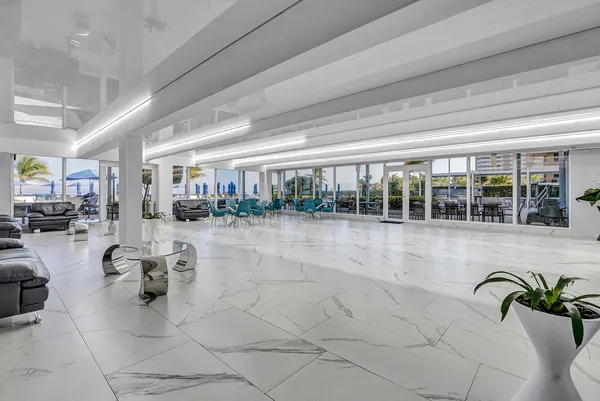 $2,700 | 1904 South Ocean Drive, Unit 201, Hallandale Beach, FL 33009