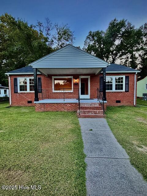 1204 Morningside Drive Kinston, NC 28501 - Photo 1 of 29 close up Medium