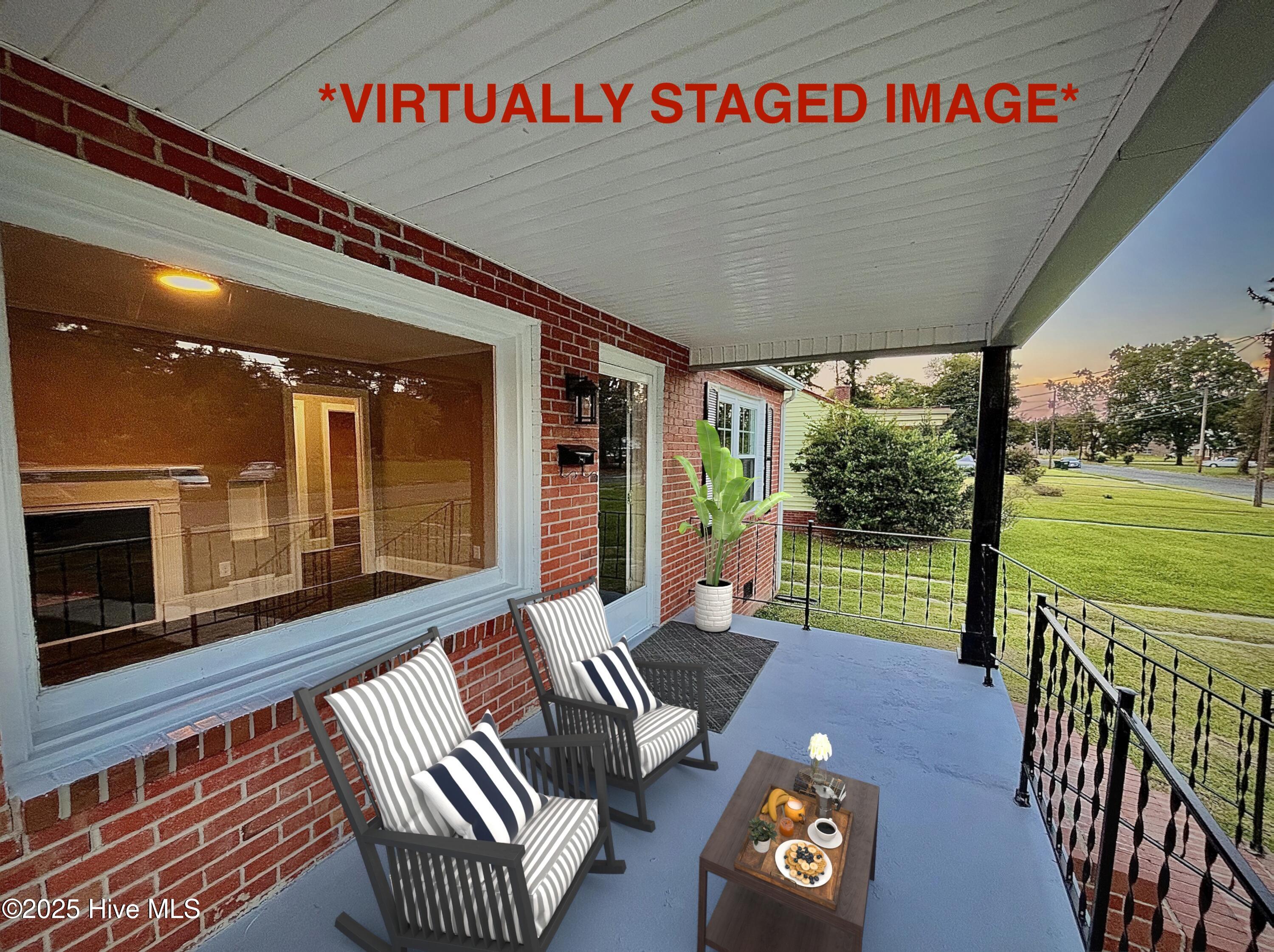 1204 Morningside Drive Kinston, NC 28501 - Photo 6 of 29 Virt Stage Porch Morningside