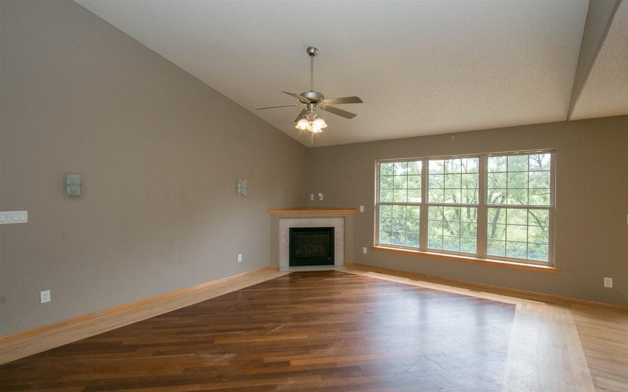 847 Tipperary Road Iowa City, IA 52246 - Photo 3 of 24 Gallery Image 3