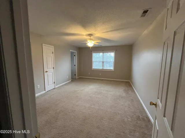 $264,900 | 302 Rack Lane, Hubert, NC 28539