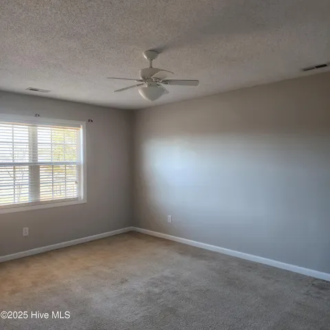 $264,900 | 302 Rack Lane, Hubert, NC 28539